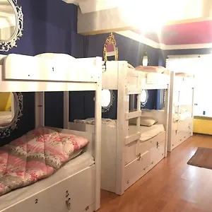 Hostal Cherry